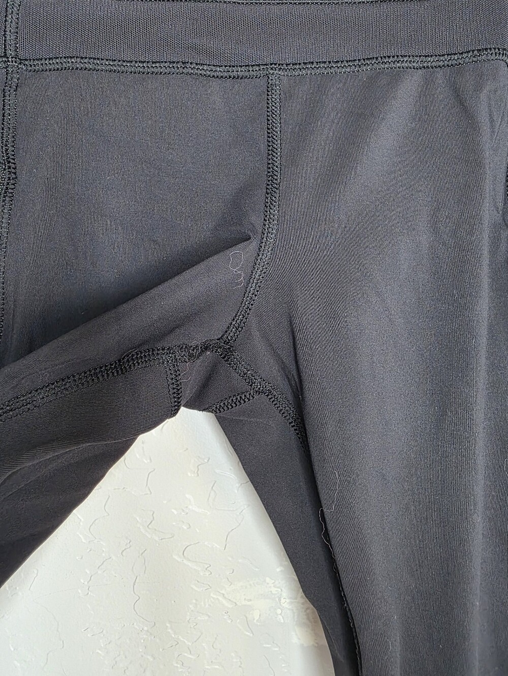Lululemon Black Mesh Inspire Tight II Size 6 - Picture 6 of 13